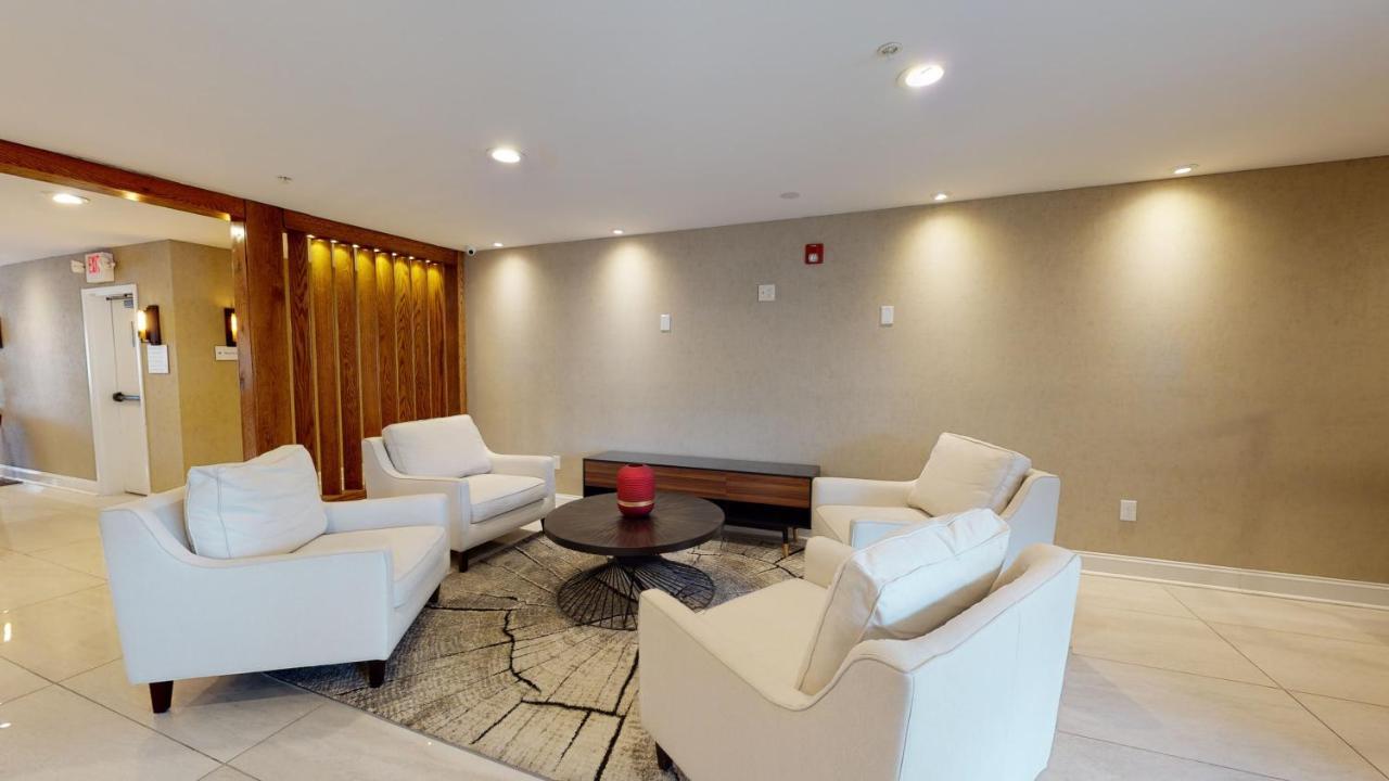 Ramada By Wyndham Strasburg - Shenandoah Valley Екстериор снимка