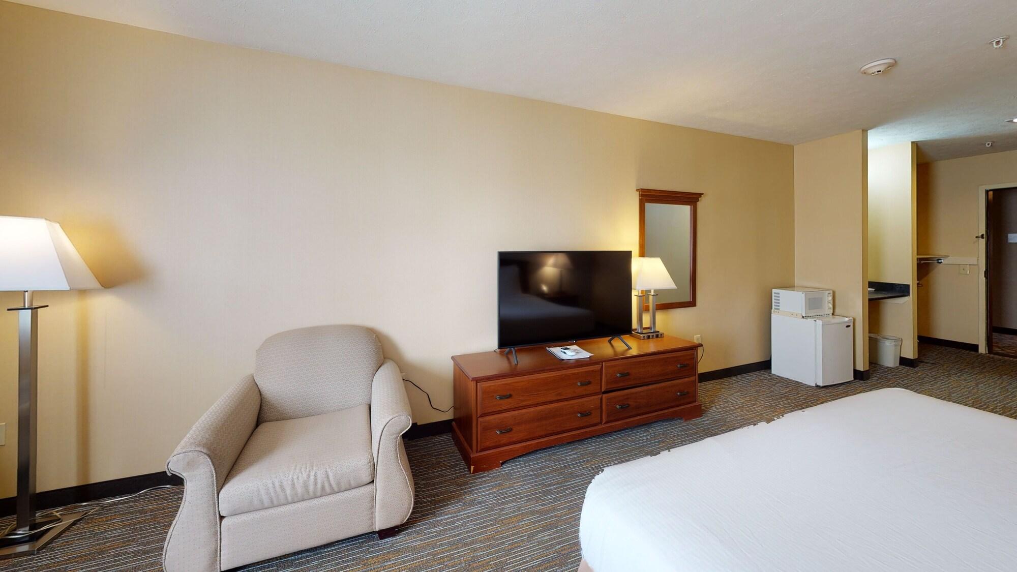 Ramada By Wyndham Strasburg - Shenandoah Valley Екстериор снимка