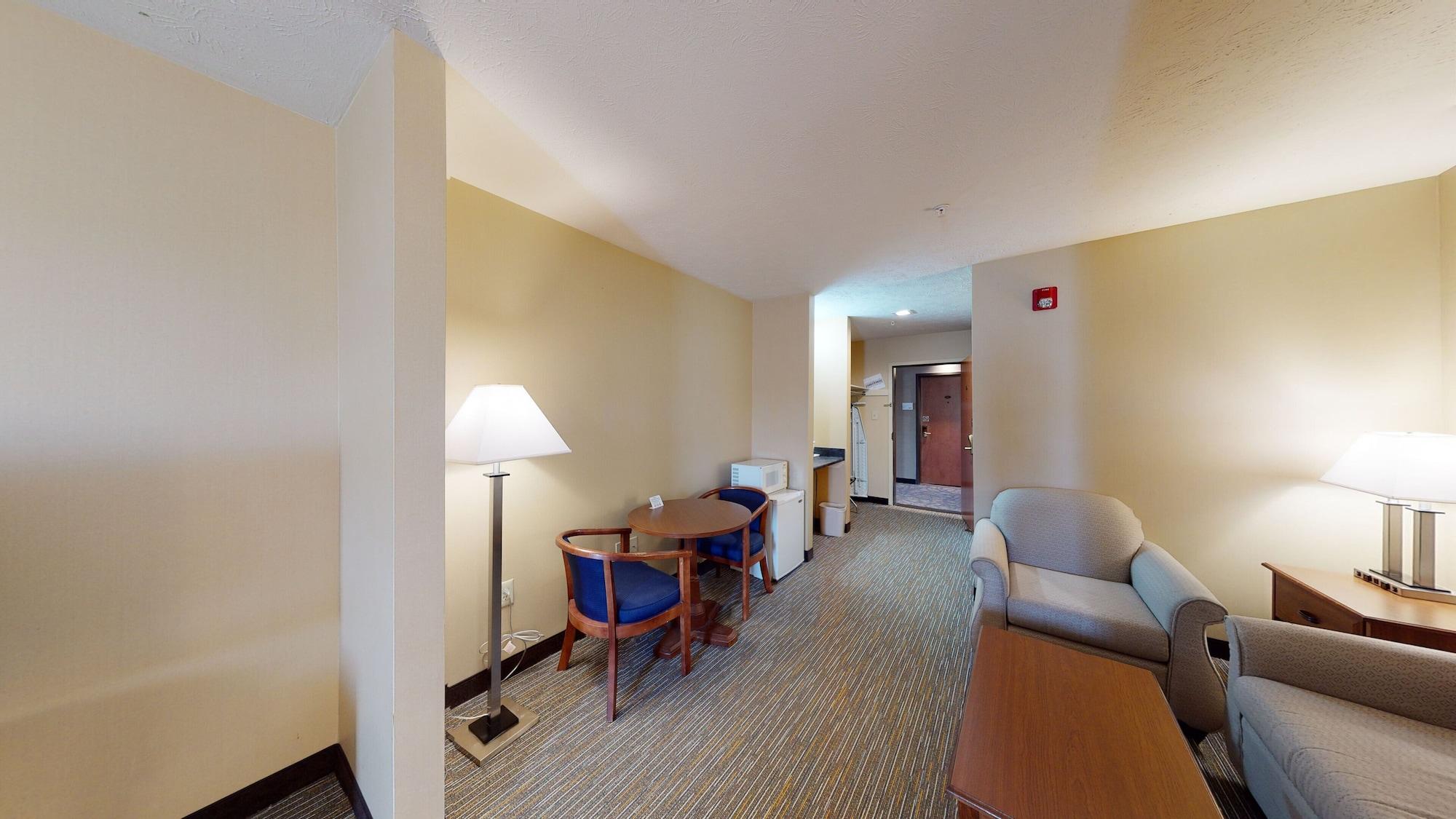 Ramada By Wyndham Strasburg - Shenandoah Valley Екстериор снимка